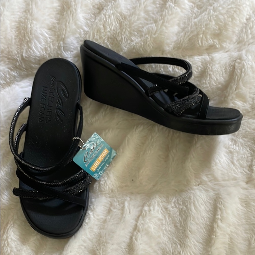 Corkys Black Wedge Shoes Sleek and Versatile